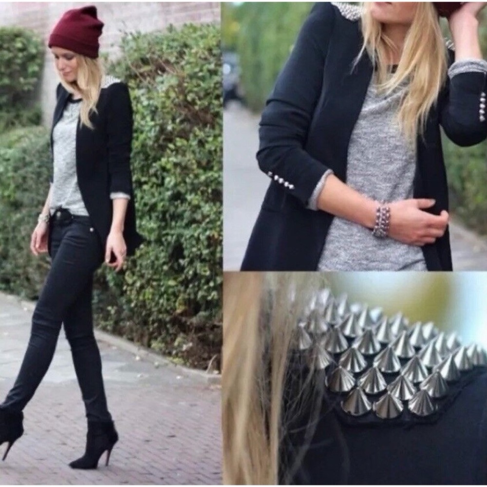 AKIRA Black Label Spike Shoulder Blazer